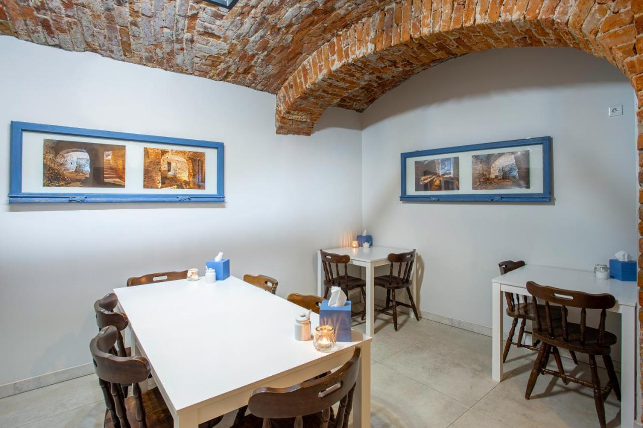 Aparthotel Zakatna B&B Tarnów エクステリア 写真