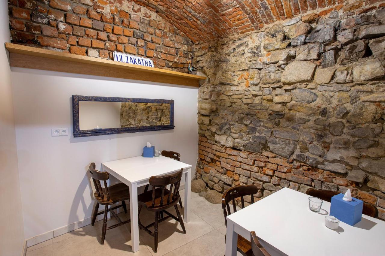 Aparthotel Zakatna B&B Tarnów エクステリア 写真