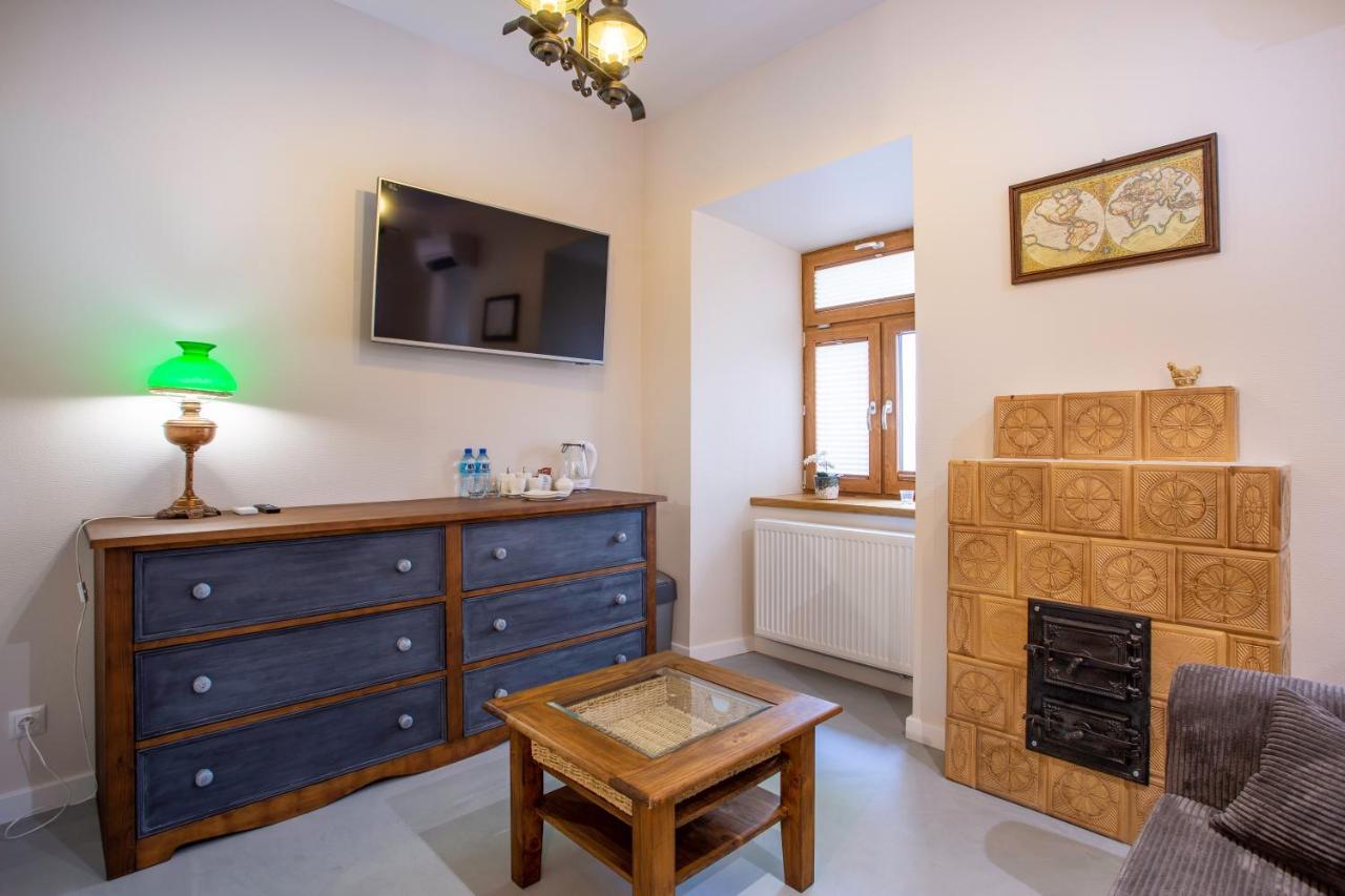Aparthotel Zakatna B&B Tarnów エクステリア 写真