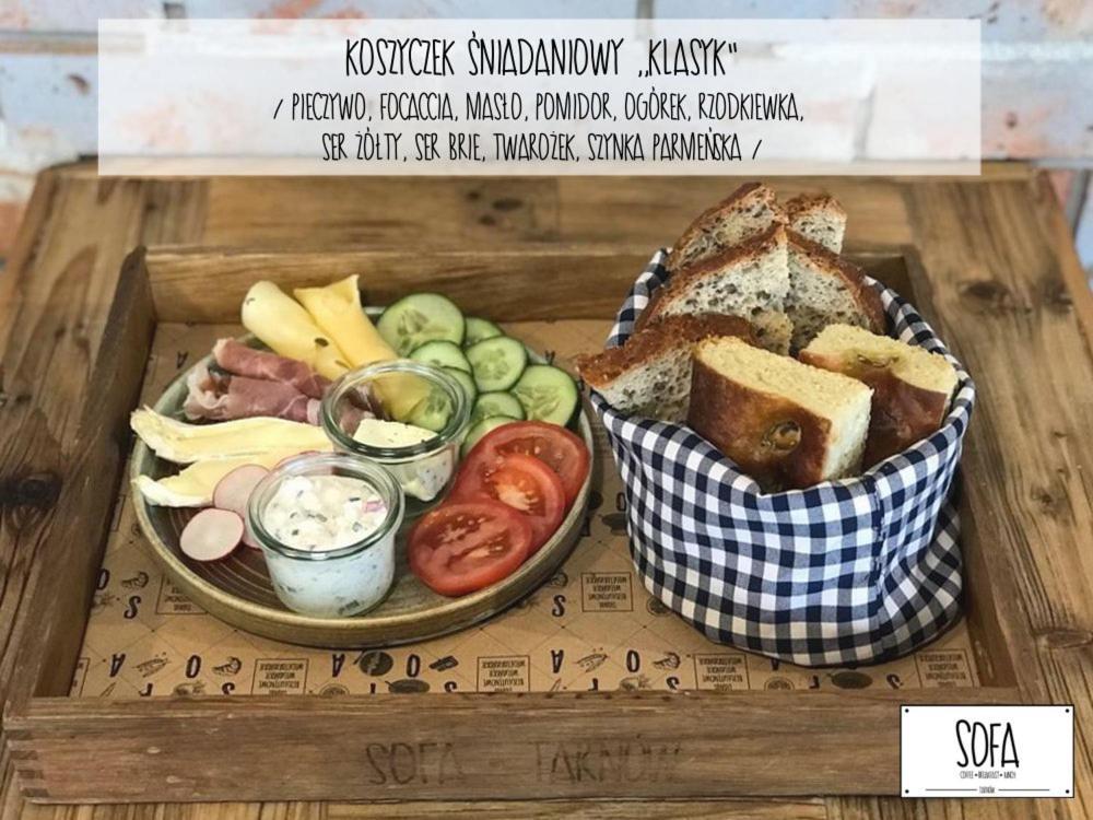Aparthotel Zakatna B&B Tarnów エクステリア 写真
