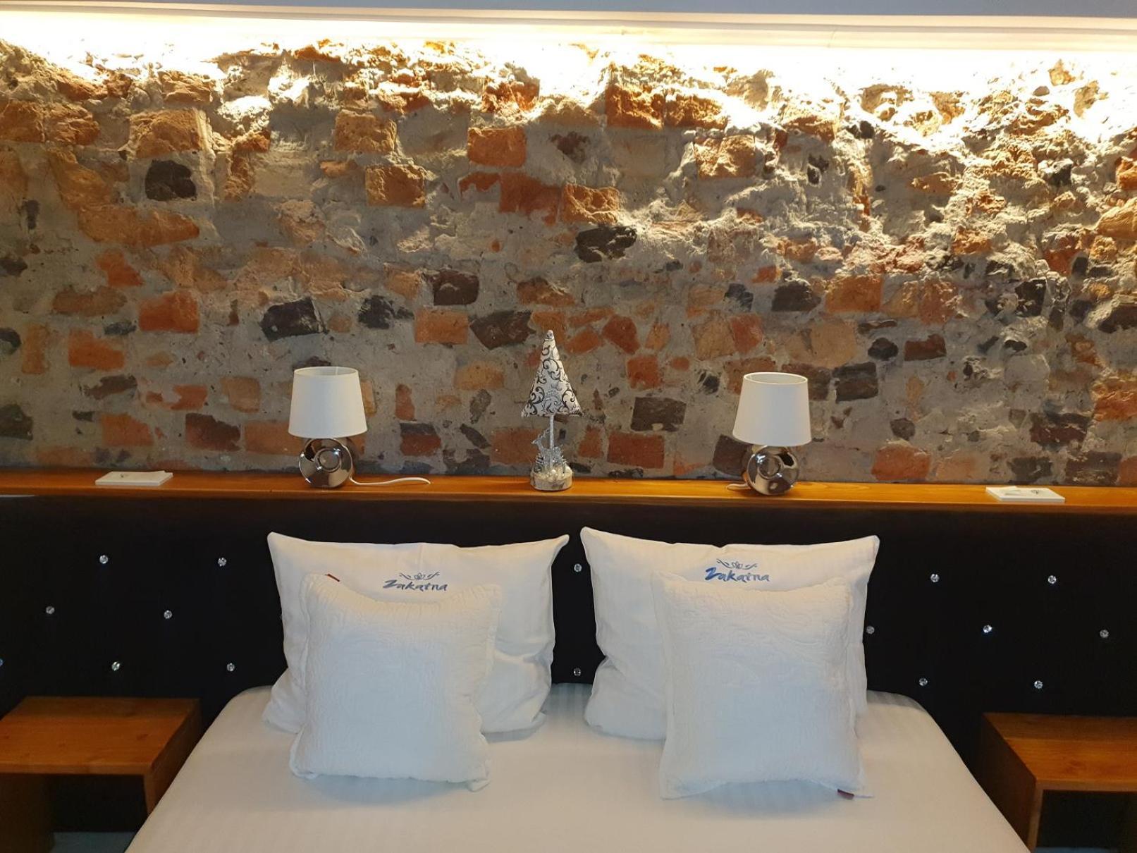 Aparthotel Zakatna B&B Tarnów エクステリア 写真