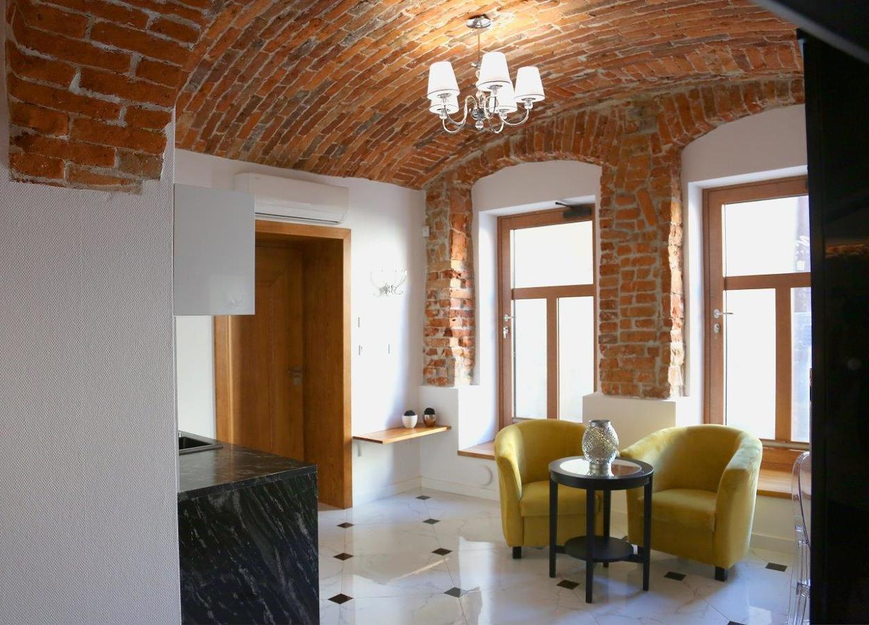 Aparthotel Zakatna B&B Tarnów エクステリア 写真
