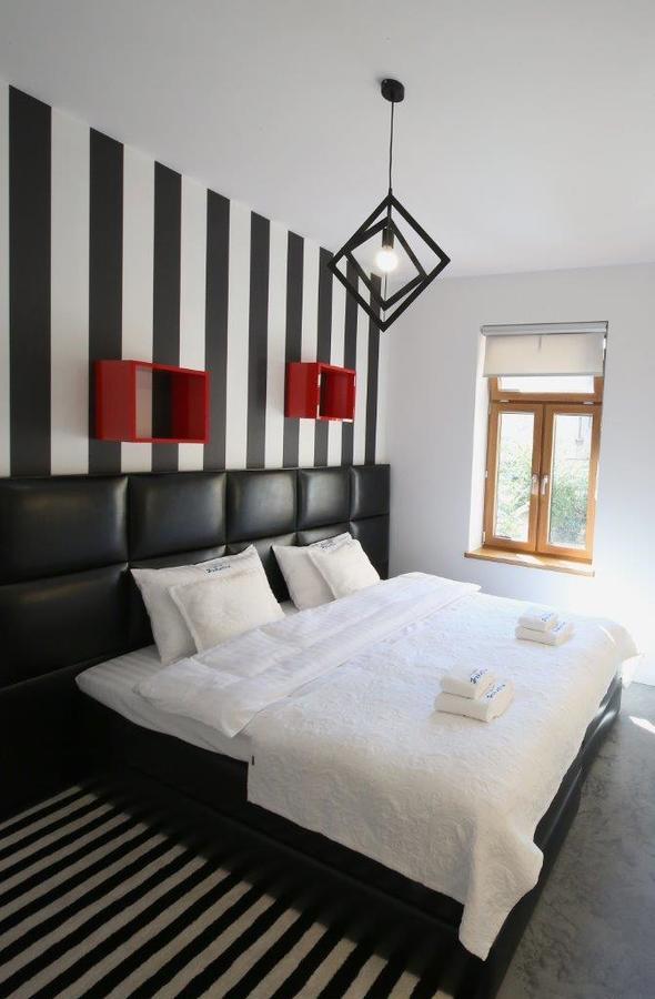 Aparthotel Zakatna B&B Tarnów エクステリア 写真